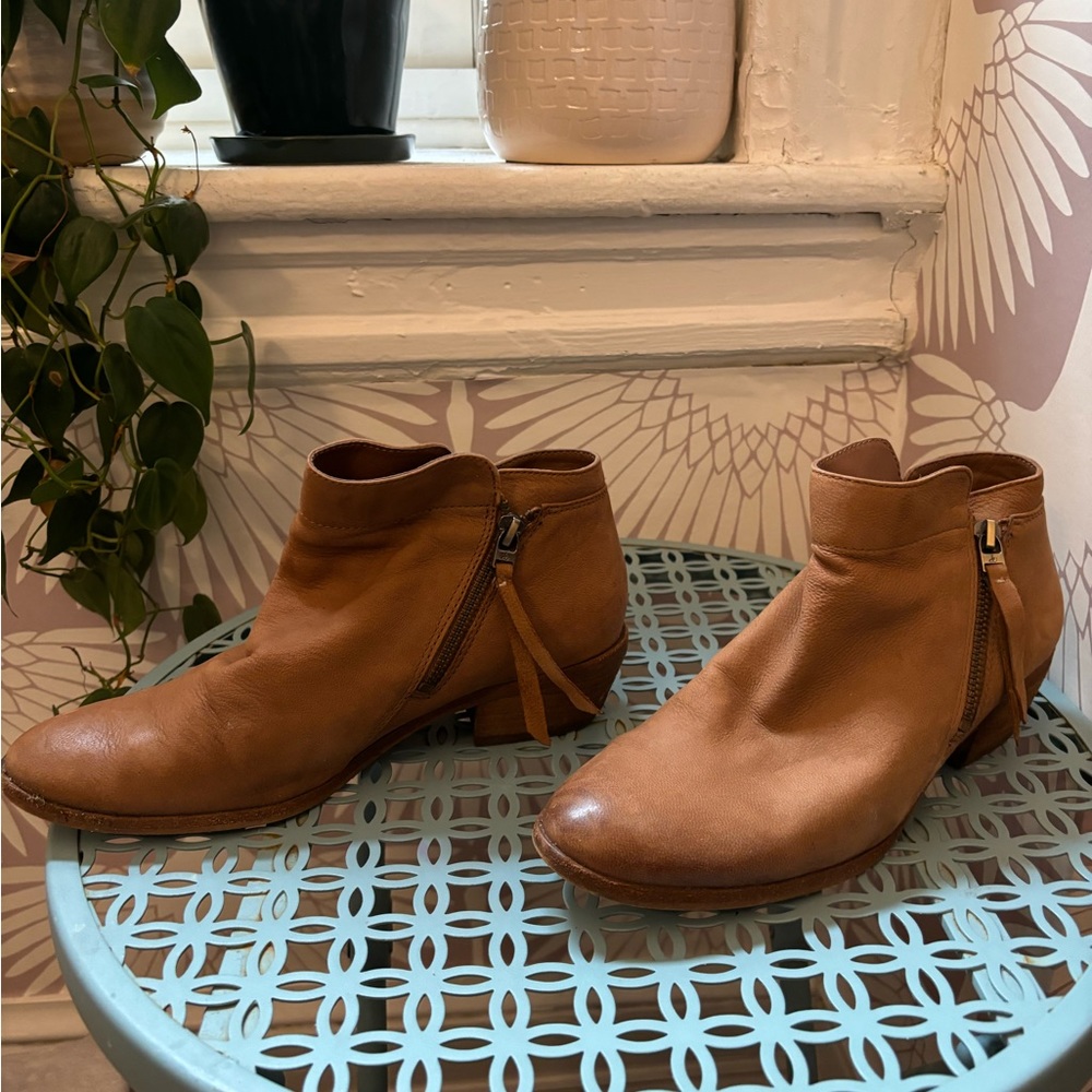 Sam Edelman Tan Slouch Ankle boots 8w